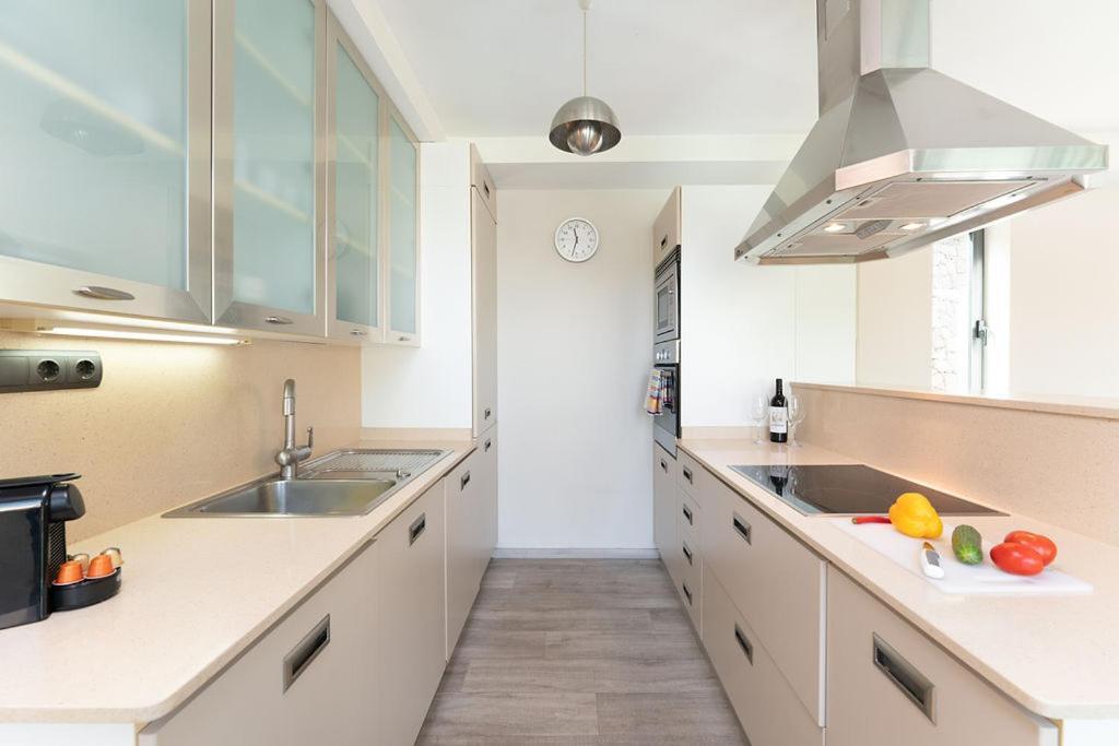 Villa Mit Pool Los Lagos 16 ซาโลเบร ภายนอก รูปภาพ